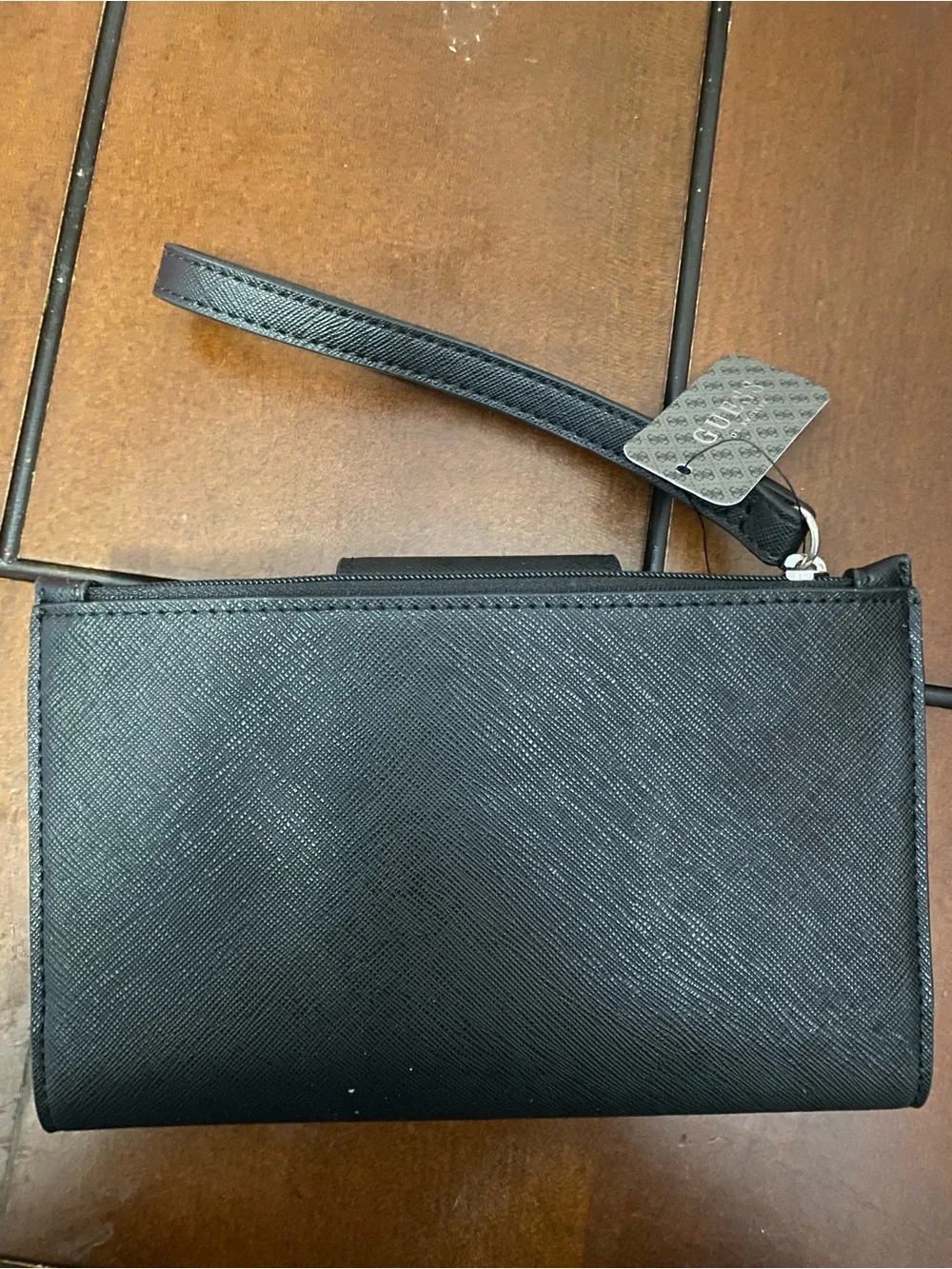 Guess- Abree Slg Phone Organizer Wristlet Clutch